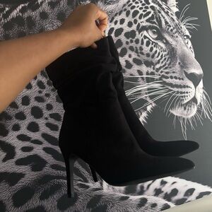 Elegant Black Women's Boots